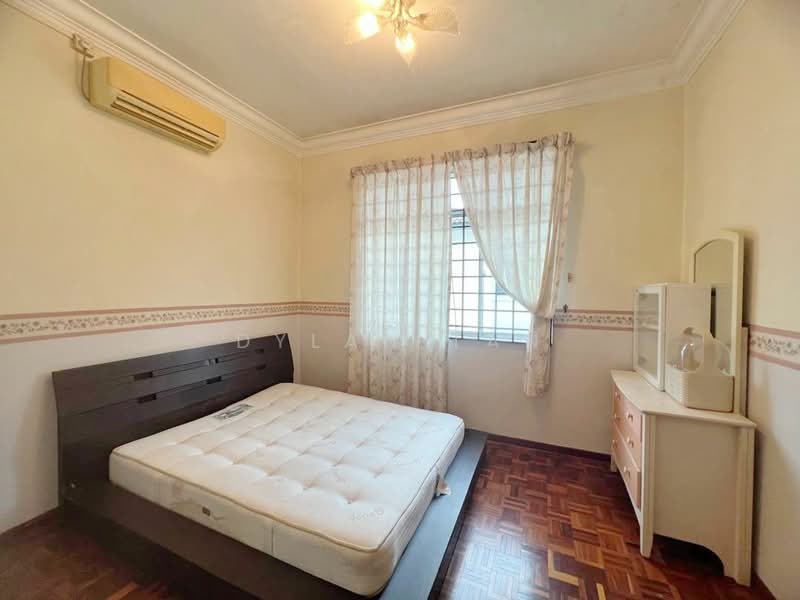 2-storey Terraced House for Sale in Johor Bahru (Johor) - Dylan Tan - Bedroom - PropertyGuru.com.my