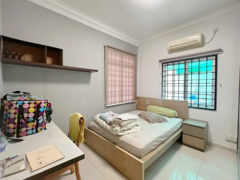 2-storey Terraced House for Sale in Johor Bahru (Johor) - Dylan Tan - Bedroom - PropertyGuru.com.my