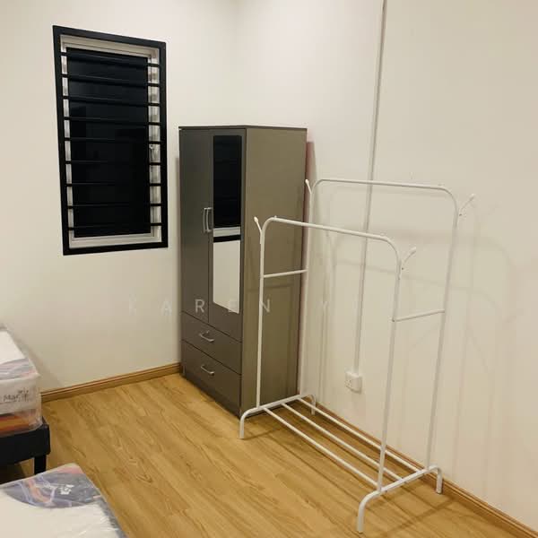 1-storey Terraced House for Sale in Taman Pelangi (Johor Bahru) - Karen Yeo - Bedroom - PropertyGuru.com.my