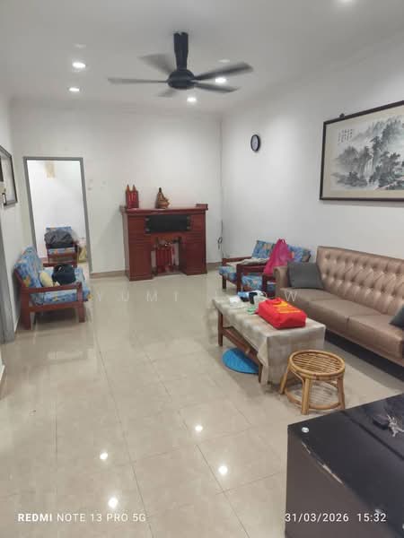 1-storey Terraced House for Rent in Taman Abad (Johor Bahru) - Yumi Liow - Living Room - PropertyGuru.com.my