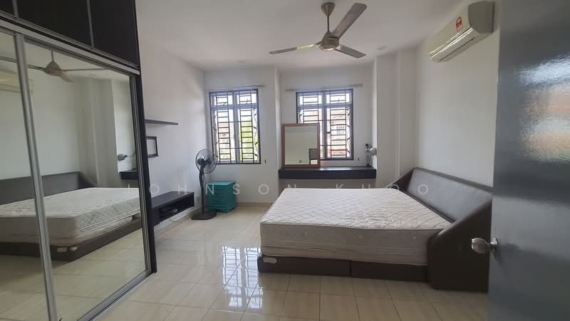 Rumah Teres 2 Tingkat untuk Dijual di Bandar Bukit Puchong 2 (Puchong) - Johnson Khoo - Bedroom - PropertyGuru.com.my