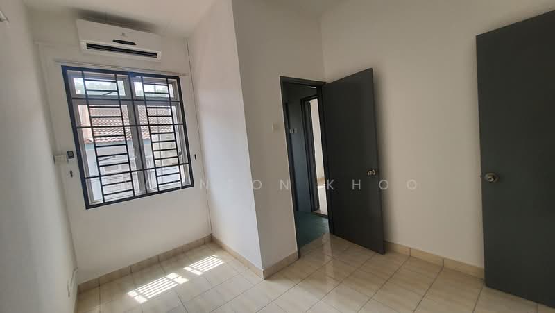 Rumah Teres 2 Tingkat untuk Dijual di Bandar Bukit Puchong 2 (Puchong) - Johnson Khoo - Bedroom - PropertyGuru.com.my
