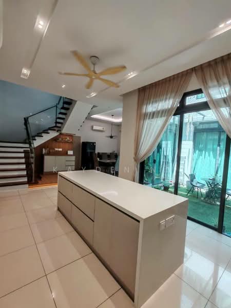 Rumah Teres untuk Disewa di Iskandar Puteri (Nusajaya) (Johor) - Kayden Ng - Kitchen - PropertyGuru.com.my