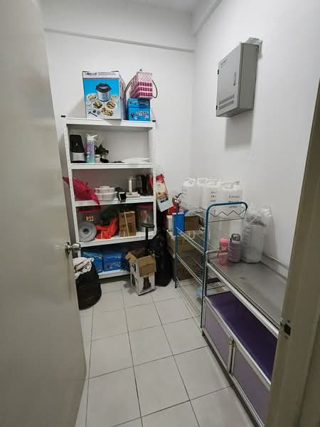 Servis Apartment untuk Dijual di Twin Danga Residence - Lui Lui - Yard - PropertyGuru.com.my
