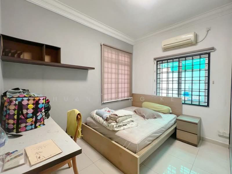 Rumah Teres 2 Tingkat untuk Dijual di Johor Bahru (Johor) - Chuan Hong Kee - Bedroom - PropertyGuru.com.my