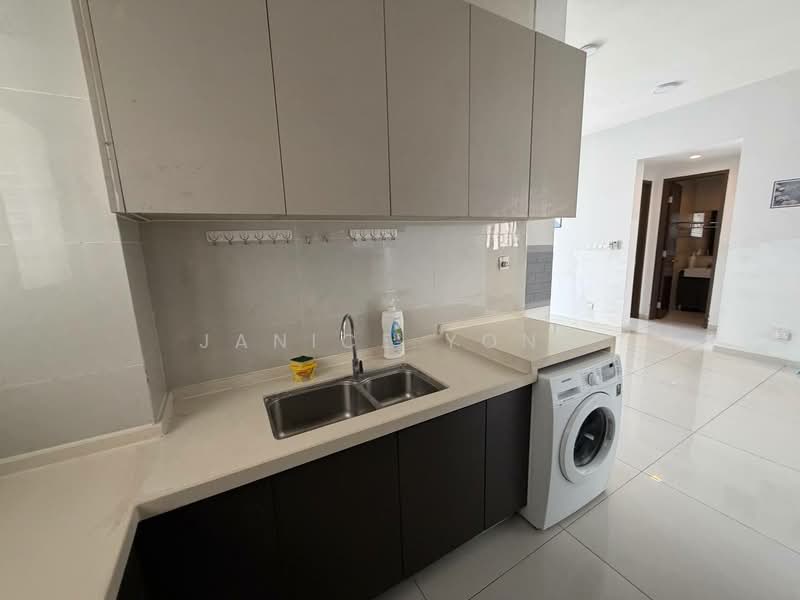 Condominium for Rent at Bay Laurel @ Country Garden Danga Bay - Janice Yong - Kitchen - PropertyGuru.com.my