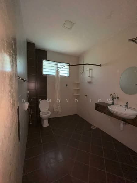 3-storey Terraced House for Rent in Ampang (Selangor) - Desmond Low - Bathroom - PropertyGuru.com.my