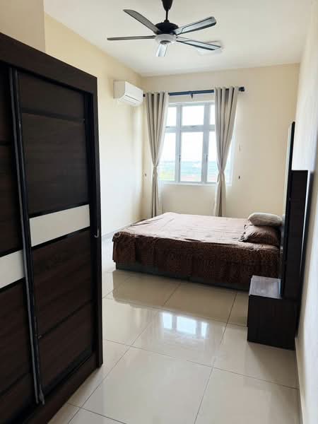 Service Residence for Rent at Meridin Bayvue Serviced Apartment - Joe Loh - Bedroom - PropertyGuru.com.my