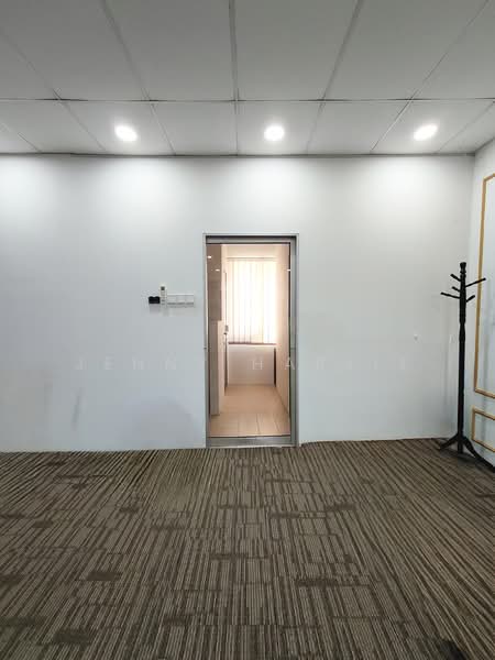 Shop for Sale in Bukit Jelutong (Shah Alam) - Jenny Harjit - Interior - PropertyGuru.com.my