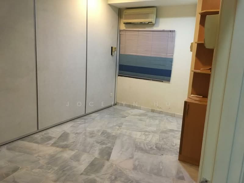 Rumah Teres 2 Tingkat untuk Dijual di Sungai Long (Bandar Sungai Long) - Jocelyn Ho - Bedroom - PropertyGuru.com.my