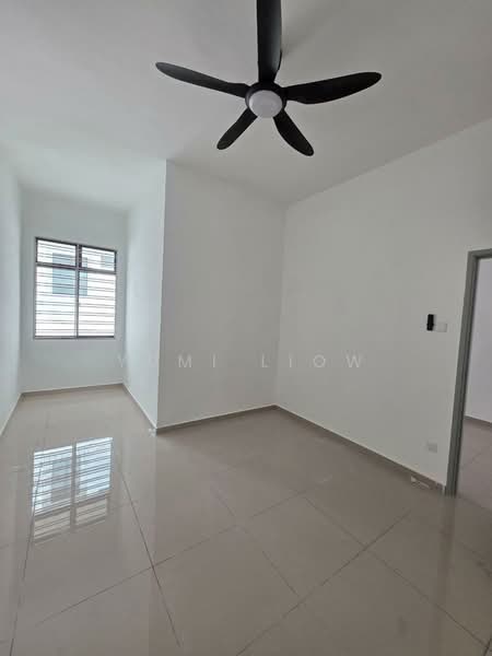 Rumah Teres 2 Tingkat untuk Disewa di Taman Bestari Indah (Ulu Tiram) - Yumi Liow - Interior - PropertyGuru.com.my