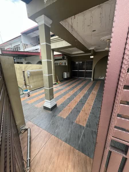 2-storey Terraced House for Sale in Taman Gembira (Klang) - Surendran Karapiah - Exterior - PropertyGuru.com.my