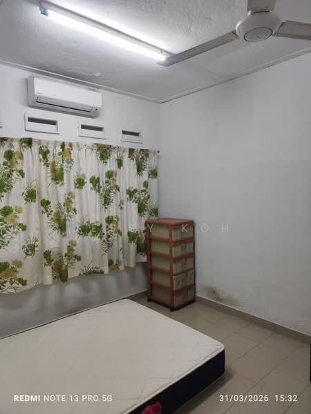 Rumah Teres 1 Tingkat untuk Disewa di Taman Abad (Johor Bahru) - Jessy Koh - Bedroom - PropertyGuru.com.my