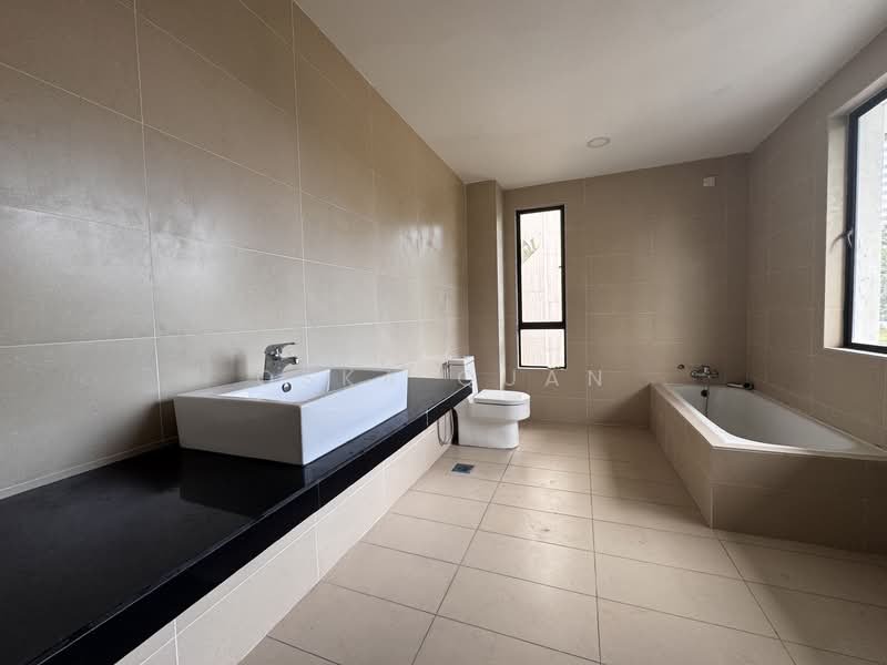Bungalow for Sale in Bandar Sungai Long (Selangor) - Oska Quan - Bathroom - PropertyGuru.com.my