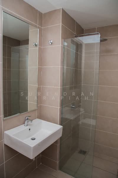 Service Residence for Sale at D'sara Sentral - Surendran Karapiah - Bathroom - PropertyGuru.com.my
