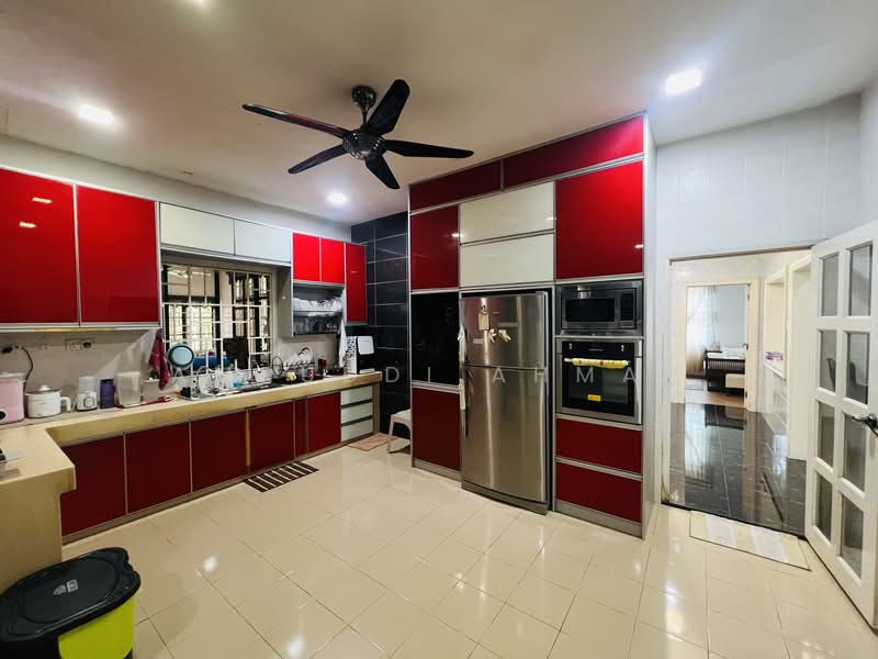 Semi-Detached House for Sale in Ampang Jaya (Ampang) - Amruddi Ahmad - Kitchen - PropertyGuru.com.my