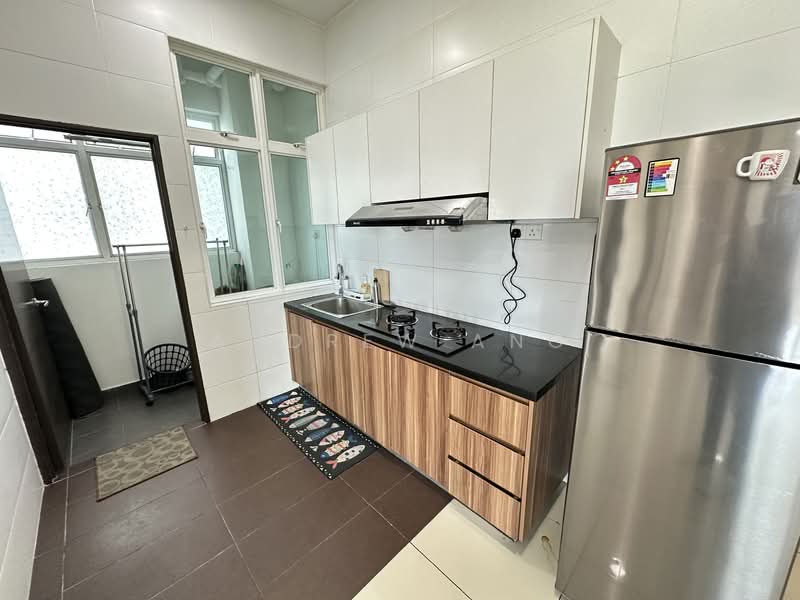 Kondominium untuk Disewa di M Condominium @ Larkin - Andrew Ang - Kitchen - PropertyGuru.com.my