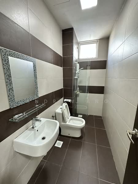 Kondominium untuk Disewa di M Condominium @ Larkin - Andrew Ang - Bathroom - PropertyGuru.com.my