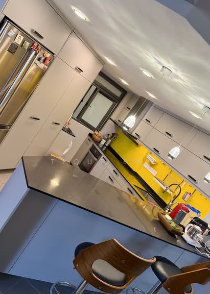 Condominium for Sale at Pantai Panorama Condominiums - Tique Ewe - Kitchen - PropertyGuru.com.my