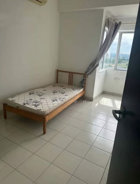Pangsapuri untuk Dijual di Palm Garden Apartment - Homer Phang - Bedroom - PropertyGuru.com.my