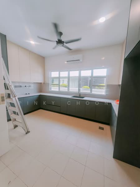 Bungalow for Rent in Valencia (Sungai Buloh) - Pinky Choong - Kitchen - PropertyGuru.com.my