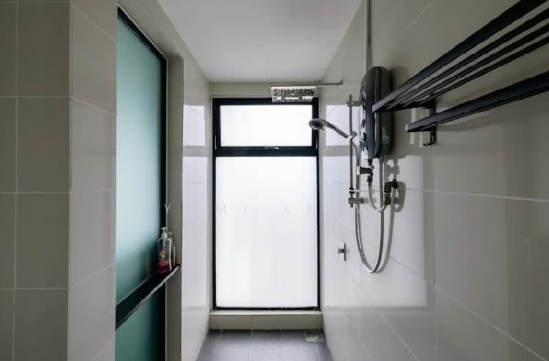 Servis Apartment untuk Disewa di Southkey Mosaic - Yumi Liow - Bathroom - PropertyGuru.com.my