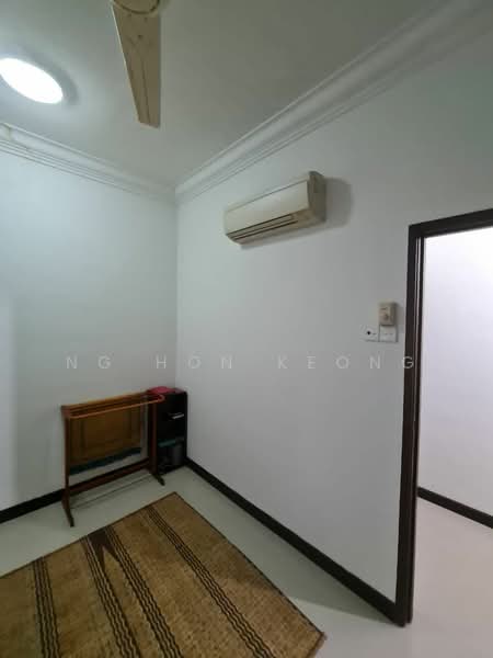 Pangsapuri untuk Dijual di Desa Idaman Residences - Ng Hon Keong - Interior - PropertyGuru.com.my