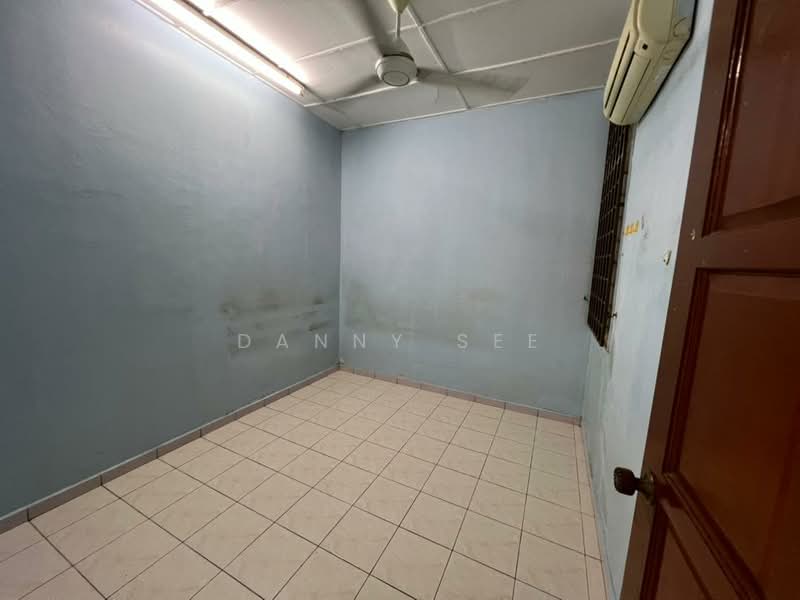 Rumah Teres 1 Tingkat untuk Disewa di Taman Putri Kulai (Kulai) - Danny See - Interior - PropertyGuru.com.my
