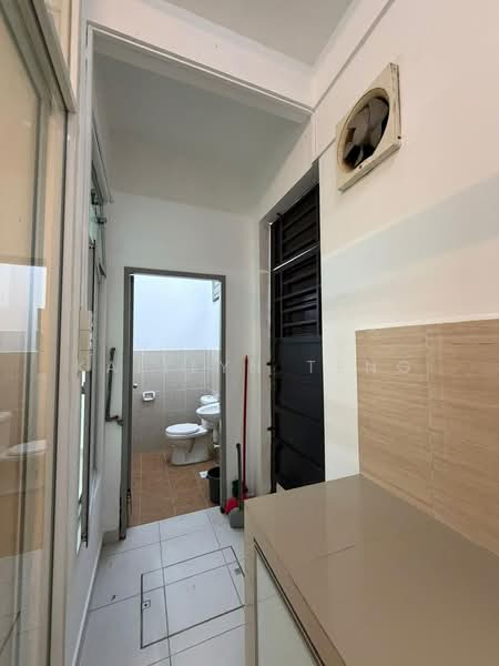 2.5-storey Terraced House for Sale in Taman Pulai Mutiara (Iskandar Puteri (Nusajaya)) - Kaitlyn Teng - Bathroom - PropertyGuru.com.my