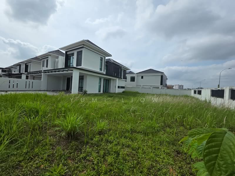 Semi-Detached House for Rent in Setia Tropika (Johor Bahru) - Yumi Liow - Exterior - PropertyGuru.com.my