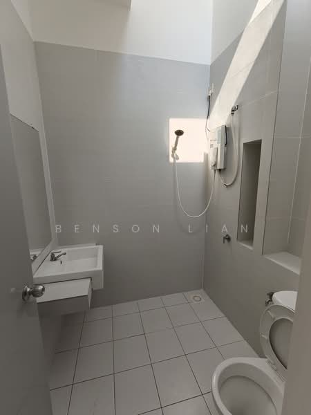2-storey Terraced House for Rent in Puncak Alam (Selangor) - Benson Lian - Bathroom - PropertyGuru.com.my