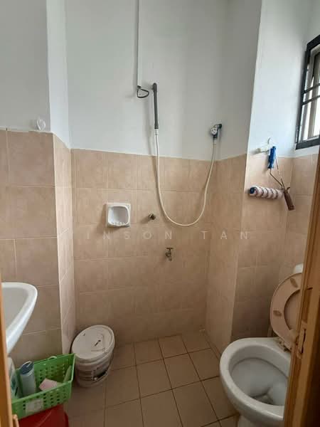 Townhouse for Sale in Taman Tampoi Indah (Tampoi) - Winson Tan - Bathroom - PropertyGuru.com.my