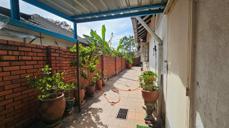 Bungalow for Sale in Taman Melaka Jaya (Batu Berendam) - Alvin Chan Kai Boon - Exterior - PropertyGuru.com.my