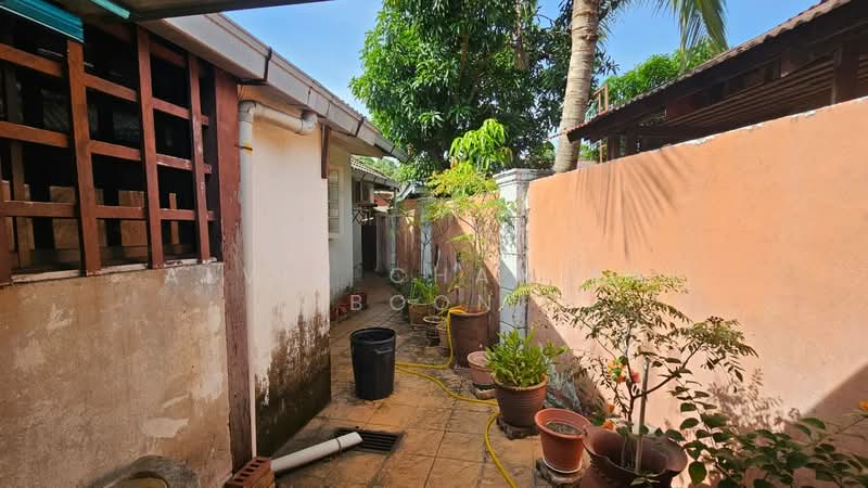 Bungalow for Sale in Taman Melaka Jaya (Batu Berendam) - Alvin Chan Kai Boon - Exterior - PropertyGuru.com.my