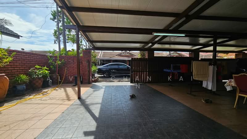 Bungalow for Sale in Taman Melaka Jaya (Batu Berendam) - Alvin Chan Kai Boon - Exterior - PropertyGuru.com.my