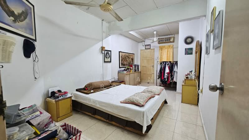 Bungalow for Sale in Taman Melaka Jaya (Batu Berendam) - Alvin Chan Kai Boon - Bedroom - PropertyGuru.com.my