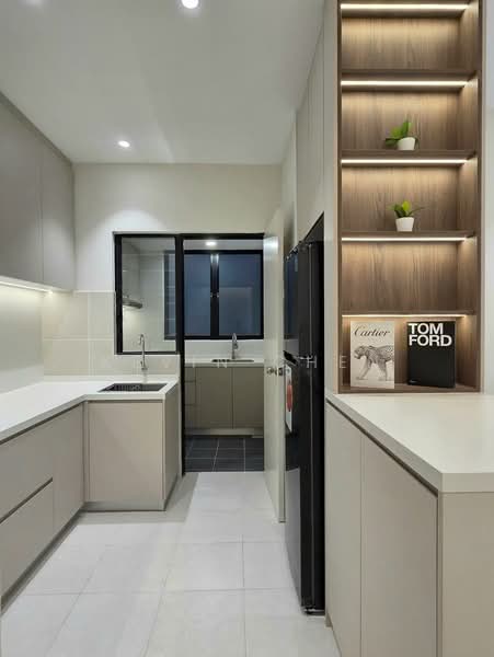 Pangsapuri untuk Disewa di Residensi Max - Kevin Chen - Kitchen - PropertyGuru.com.my