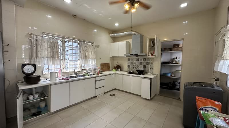 Rumah Teres untuk Dijual di Seksyen 32, Kemuning Green Ville (Shah Alam) - Jason Fan - Kitchen - PropertyGuru.com.my