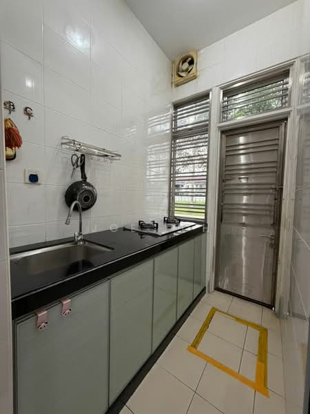 Rumah Teres 1.5 Tingkat untuk Disewa di Iskandar Puteri (Nusajaya) (Johor) - Joe Loh - Kitchen - PropertyGuru.com.my