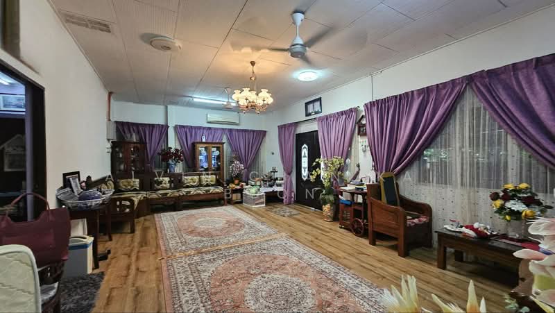 Semi-Detached House for Sale in Ayer Keroh (Melaka) - Alvin Chan Kai Boon - Living Room - PropertyGuru.com.my