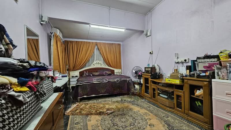 Semi-Detached House for Sale in Ayer Keroh (Melaka) - Alvin Chan Kai Boon - Bedroom - PropertyGuru.com.my