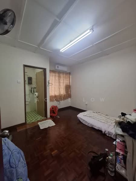 Rumah Teres 2 Tingkat untuk Dijual di SS15 (Subang Jaya) - Jackie Low - Bedroom - PropertyGuru.com.my
