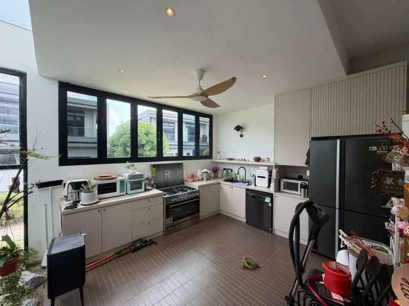 Semi-Detached House for Rent in Eco Sanctuary (Telok Panglima Garang) - Chris Lee - Kitchen - PropertyGuru.com.my