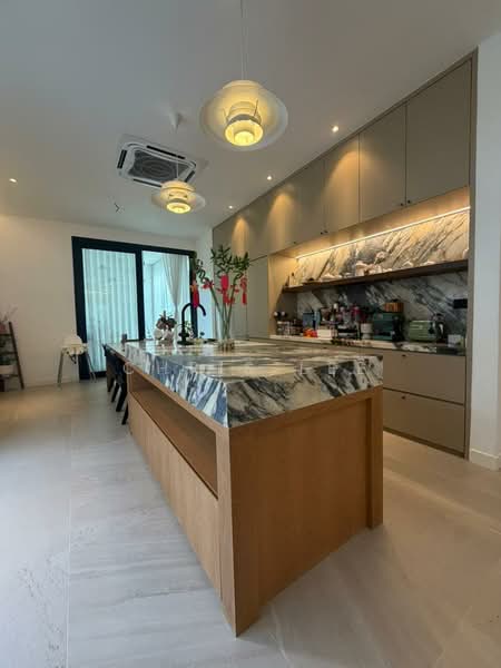 Semi-Detached House for Rent in Eco Sanctuary (Telok Panglima Garang) - Chris Lee - Kitchen - PropertyGuru.com.my