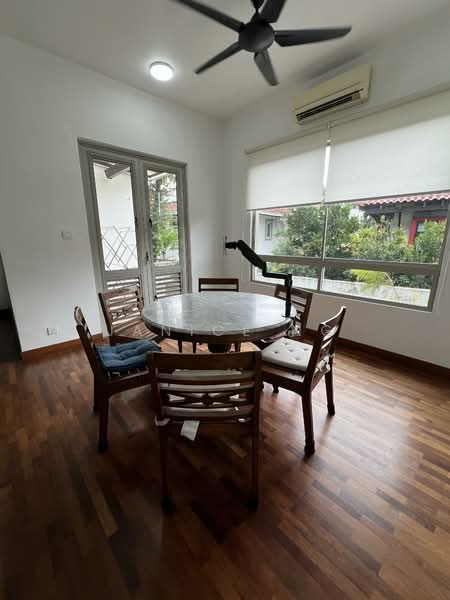 2.5-storey Terraced House for Rent in Sierramas (Sungai Buloh) - Janice Ng - Dining Room - PropertyGuru.com.my