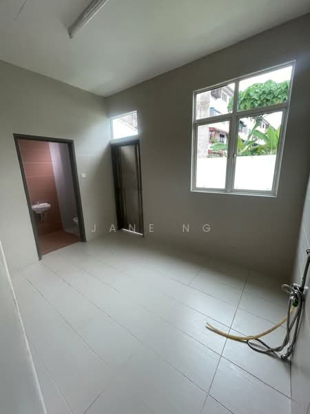 Semi-Detached House for Sale in Alma (Bukit Mertajam) - Jane Ng - Bathroom - PropertyGuru.com.my