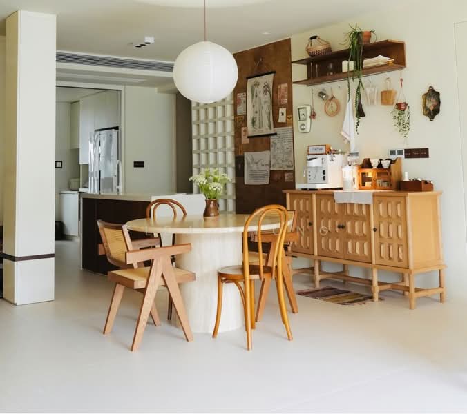 Service Residence for Sale at Crest Residence - Elda Chong - Dining Room - PropertyGuru.com.my