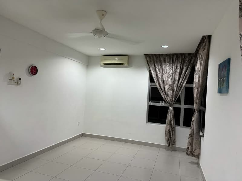 Servis Apartment untuk Disewa di Domain 2 @ NeoCyber - Candy Tan - Living Room - PropertyGuru.com.my
