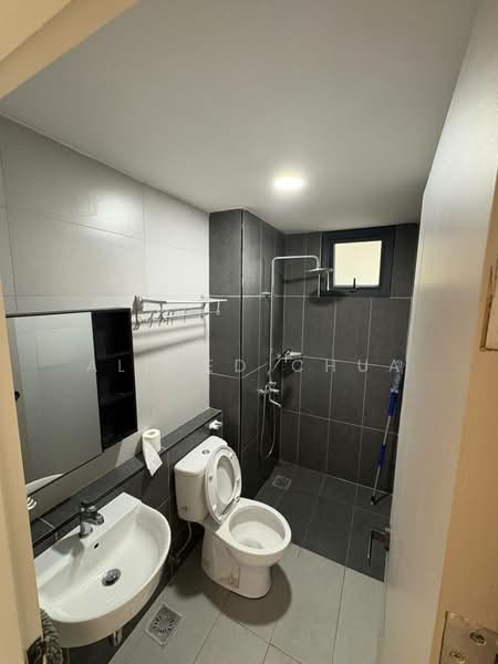 Servis Apartment untuk Dijual di Vantage @ Tamu - Alfred Chua - Bathroom - PropertyGuru.com.my