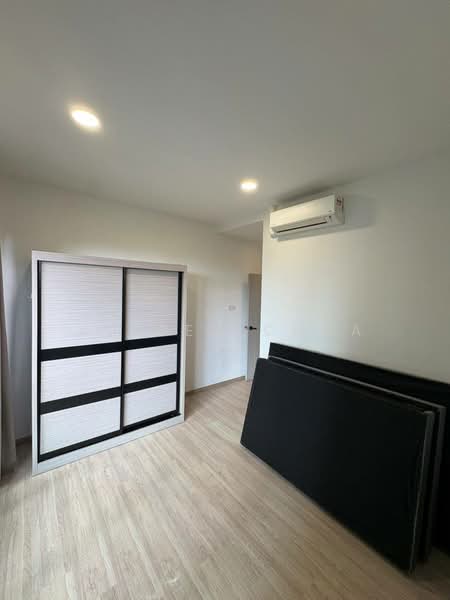 Servis Apartment untuk Dijual di Vantage @ Tamu - Alfred Chua - Bedroom - PropertyGuru.com.my